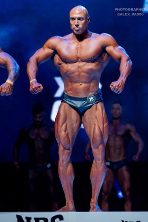 CLASSIC PHYSIQUE 178